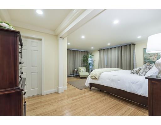 61 Wildwood Road Andover, MA 01810 - Photo 17 of 30 Gallery Image 17