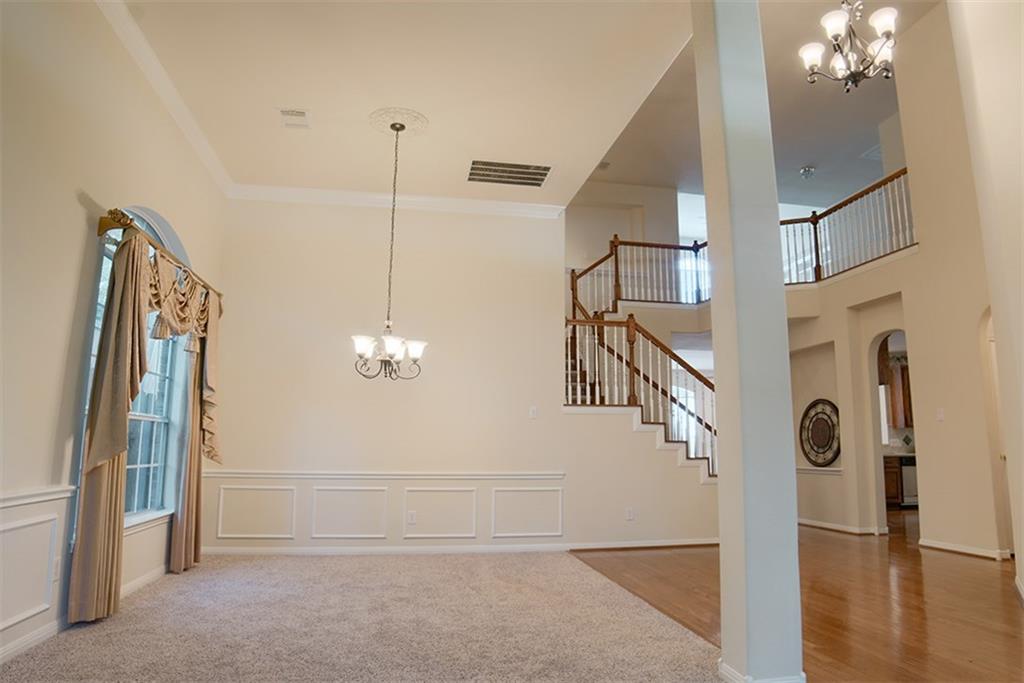 3404 Oxsheer Drive Austin, TX 78732 - Photo 4 of 15 a view of a hallway with entryway