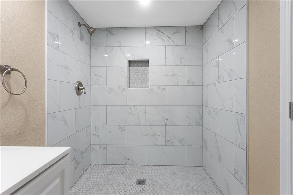 113 Southwest 21st Street Oak Grove, MO 64075 - Photo 19 of 20