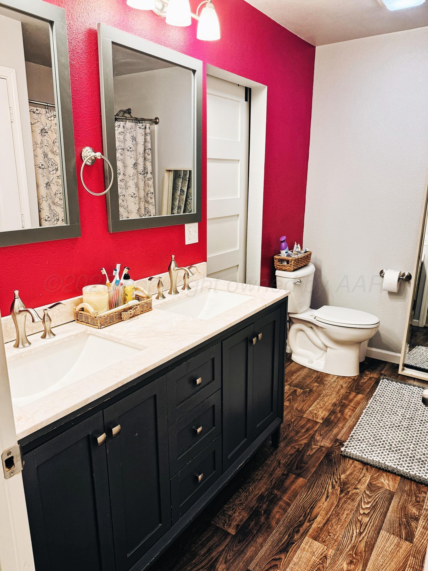 2105 Colgate Drive Perryton, TX 79070 - Photo 15 of 24 2105 Colgate primary bathroom