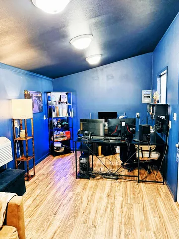 $147,900 | 2105 Colgate Drive, Perryton, TX 79070