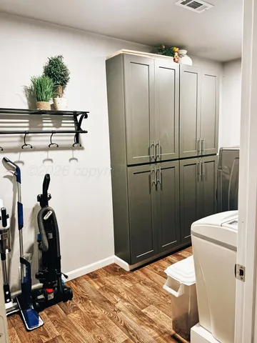 $147,900 | 2105 Colgate Drive, Perryton, TX 79070