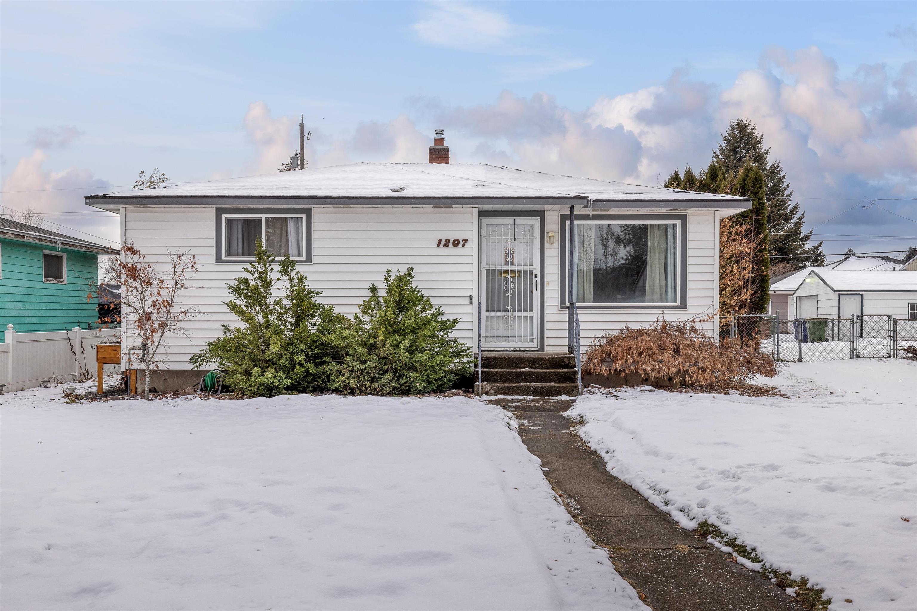 1207 West Decatur Avenue Spokane, WA 99205 - Photo 1 of 35 Gallery Image 1