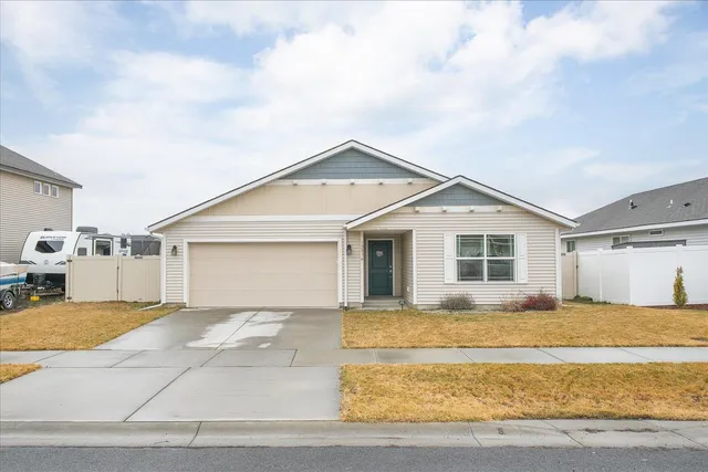 $409,900 | 12836 West 2nd Avenue, Airway Heights, WA 99001