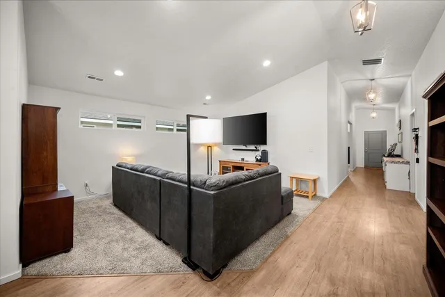 $409,900 | 12836 West 2nd Avenue, Airway Heights, WA 99001