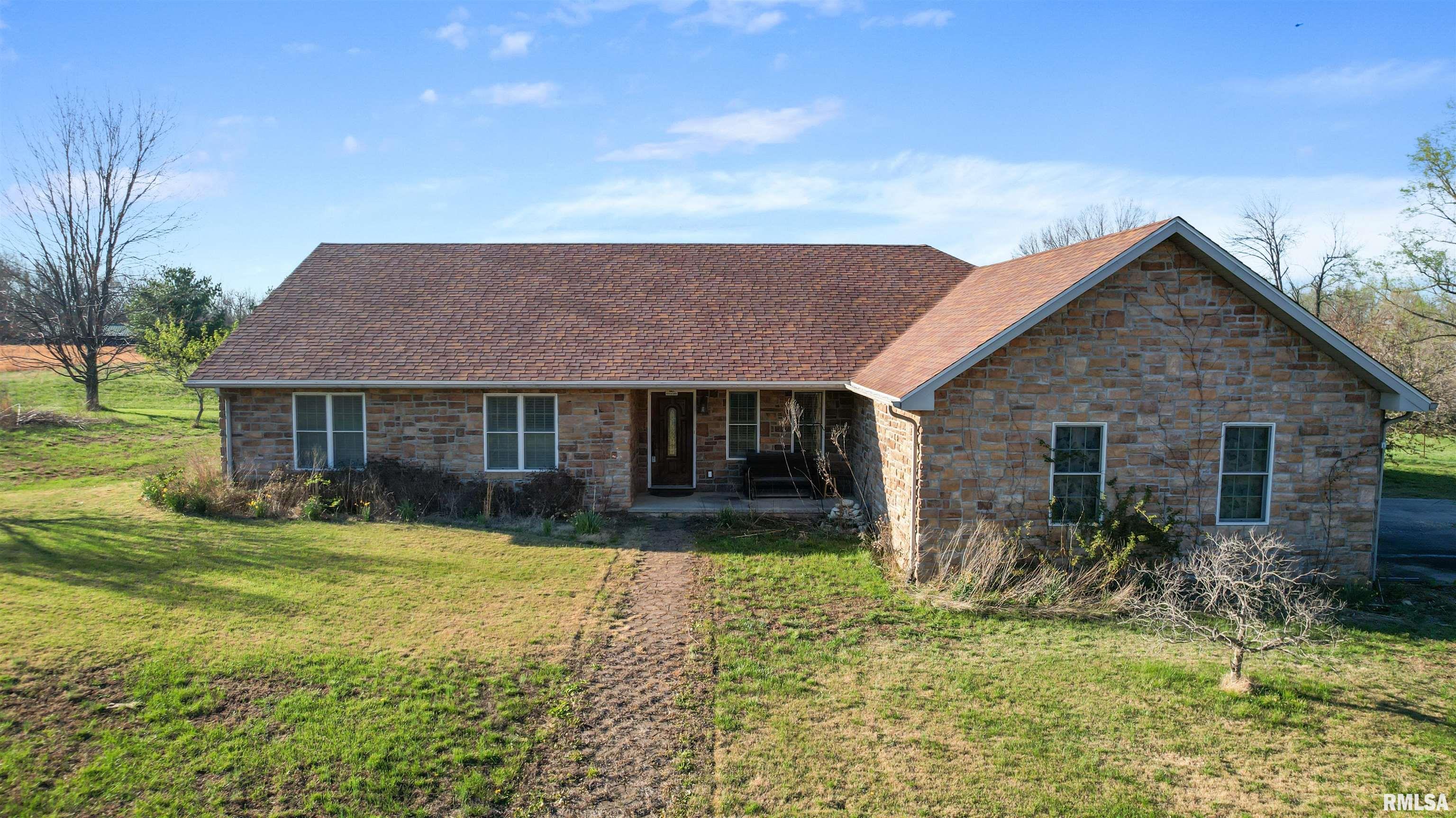 450 Spring Hill Lane Cobden, IL 62920 - Photo 1 of 38