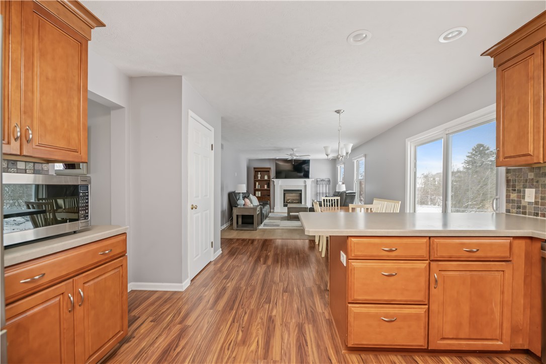 449 Old Country Road Greece, NY 14612 - Photo 16 of 50