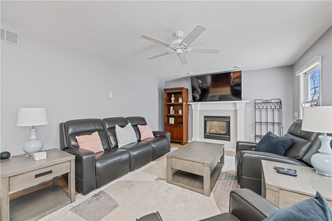 449 Old Country Road Greece, NY 14612 - Photo 8 of 50