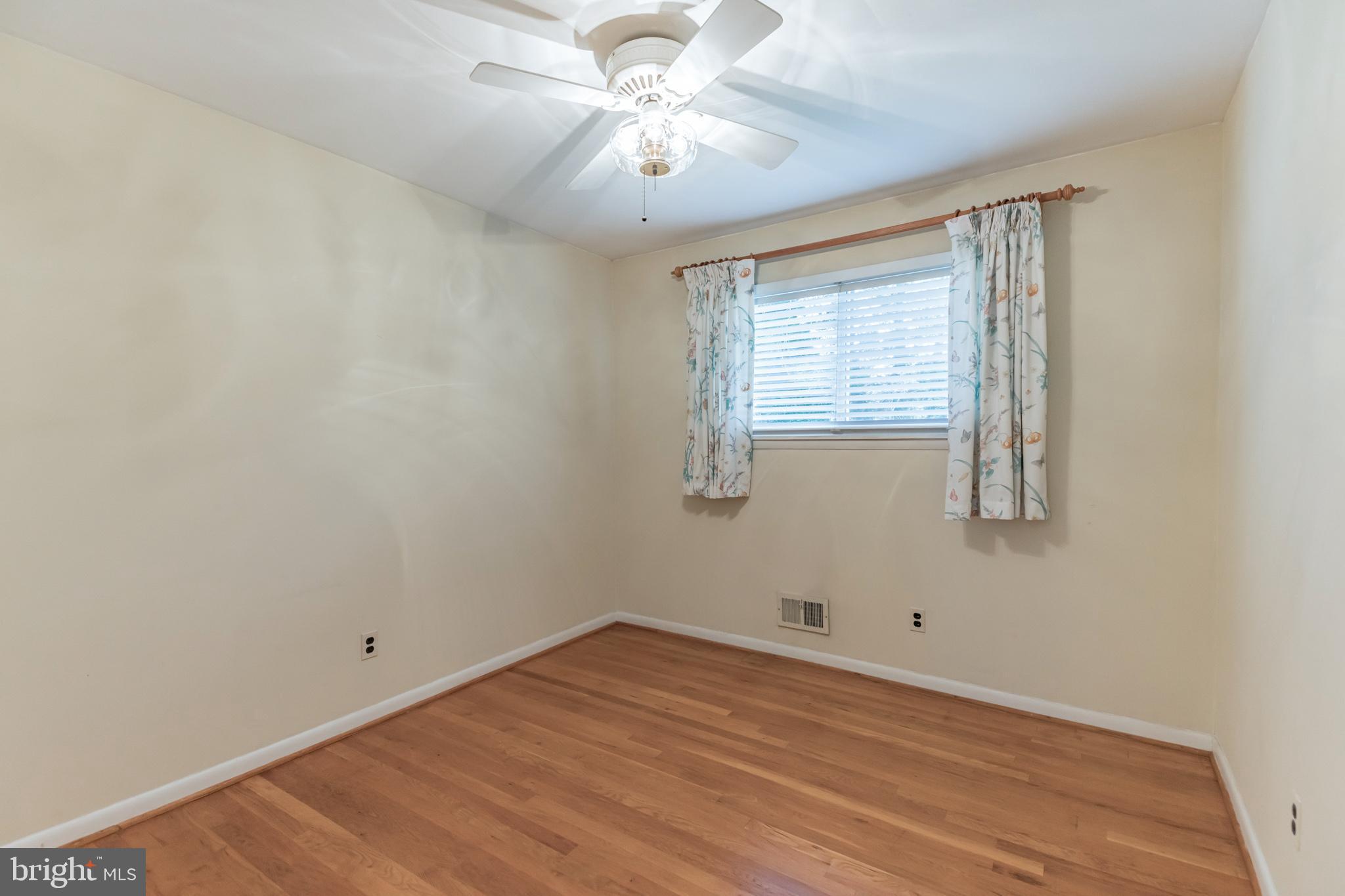 6303 Summerhill Road Temple Hills, MD 20748 - Photo 17 of 41 Gallery Image 17