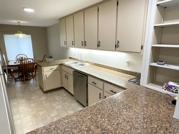 $134,900 | 800 1st Drive Northwest, Unit 102, Austin, MN 55912