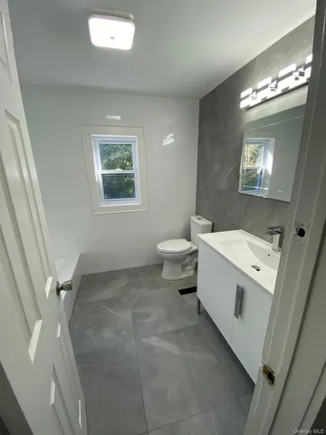 $3,000 | 459 Clove Road, Monroe, NY 10950