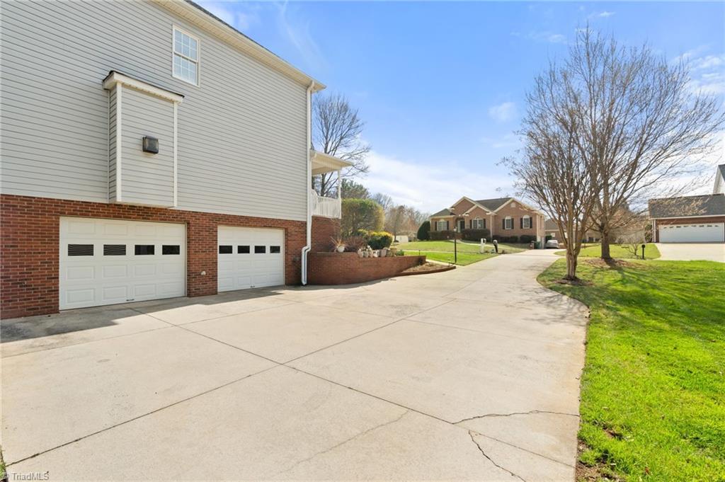 6305 Armsby Road Clemmons, NC 27012 - Photo 43 of 48