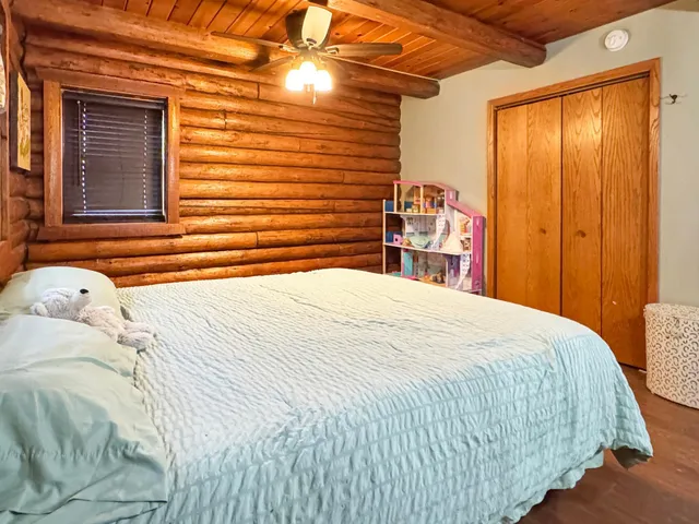 $375,000 | 16 Lime Lake Drive, Avoca, MN 56114