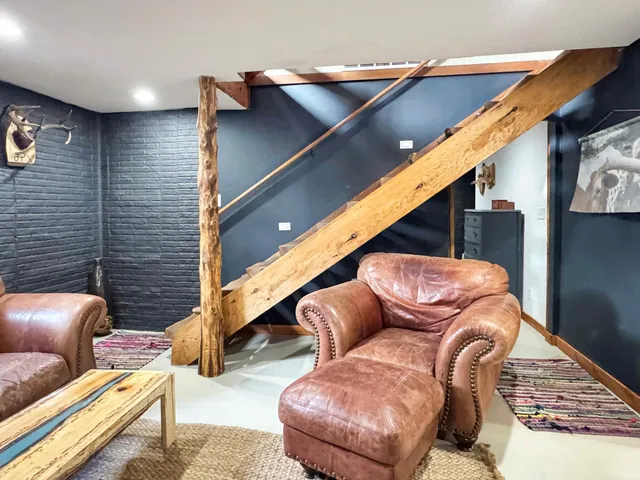 $375,000 | 16 Lime Lake Drive, Avoca, MN 56114