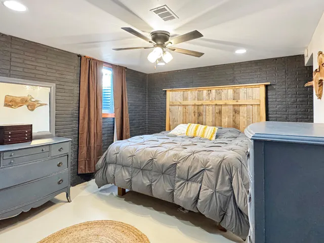 $375,000 | 16 Lime Lake Drive, Avoca, MN 56114