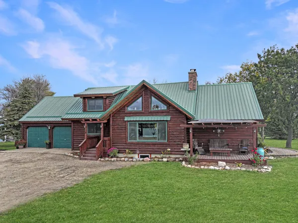 $350,000 | 16 Lime Lake Drive, Avoca, MN 56114