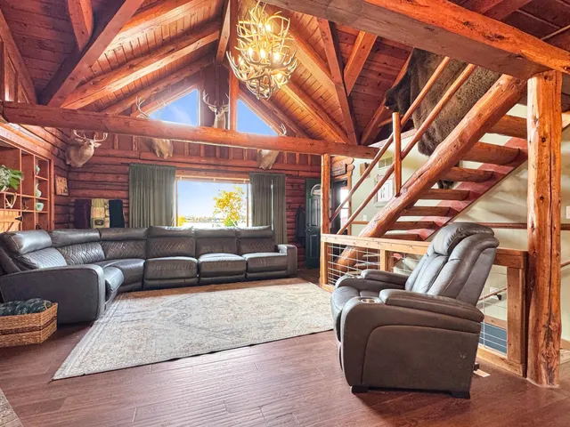 $375,000 | 16 Lime Lake Drive, Avoca, MN 56114