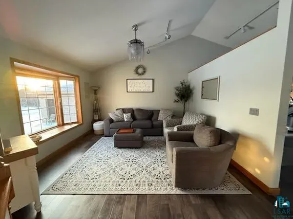 $645,000 | 714 Creekside Circle, Duluth, MN 55811