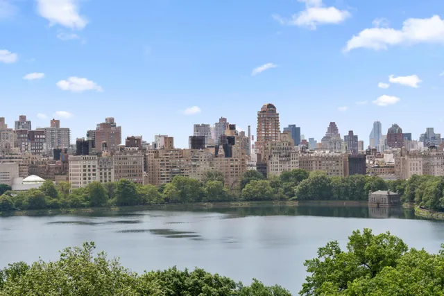 $3,650,000 | 327 Central Park West, Unit 15B | Upper West Side