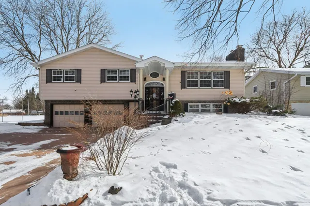 $400,000 | 1717 Wicklow Way, Madison, WI 53711