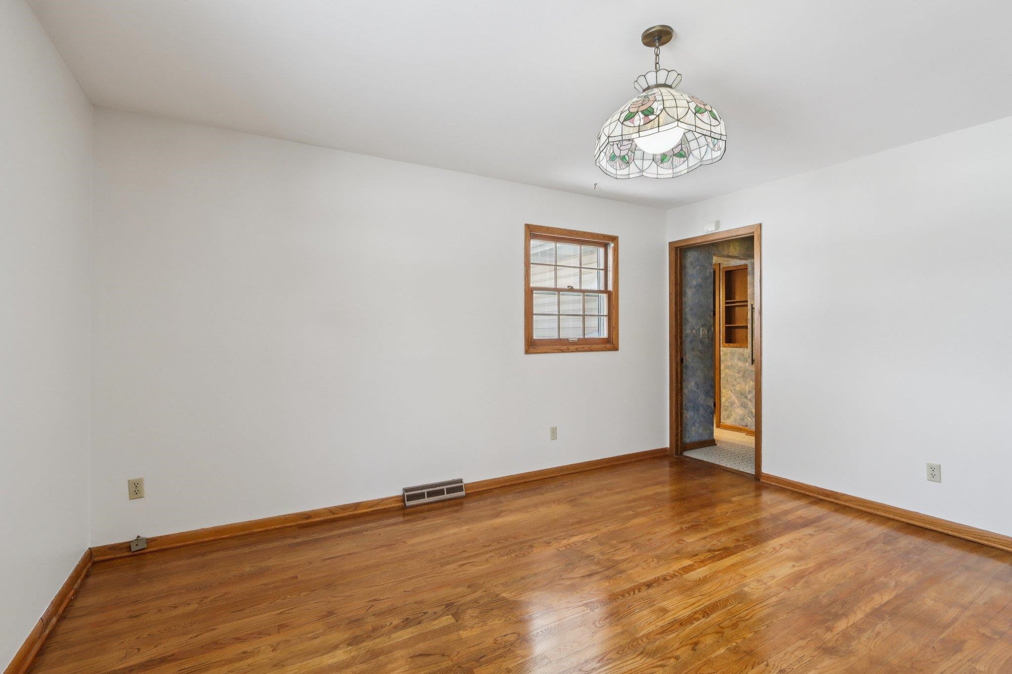 1717 Wicklow Way Madison, WI 53711 - Photo 23 of 74