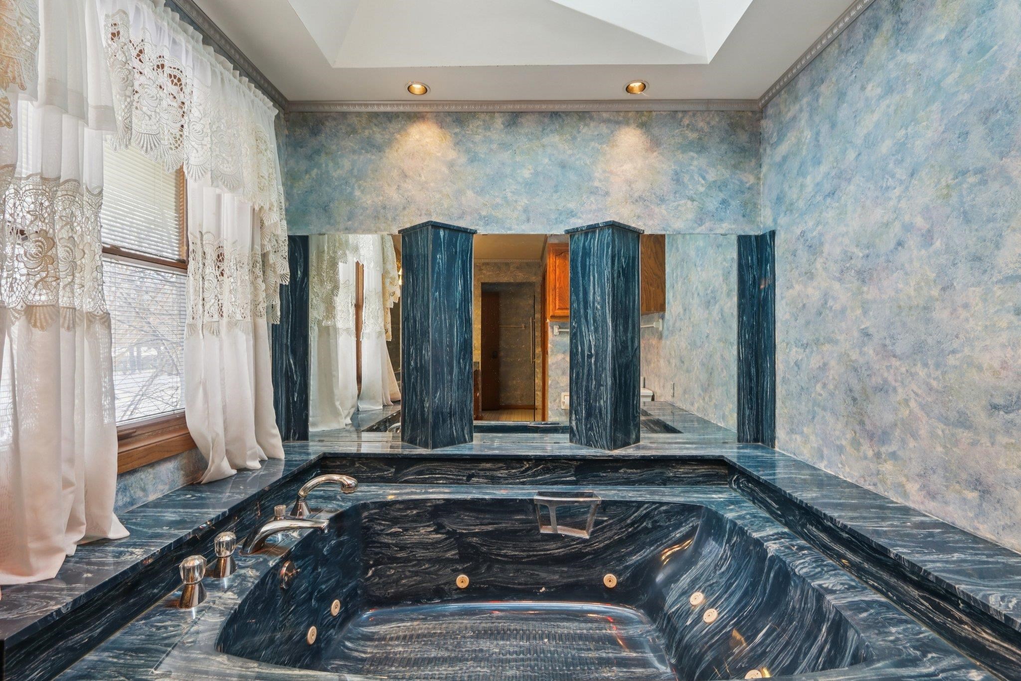 1717 Wicklow Way Madison, WI 53711 - Photo 26 of 74