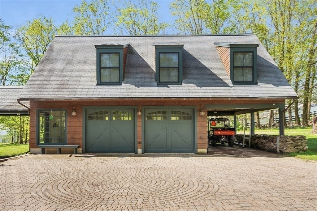 79 Freeman Road Charlton, MA 01507 - Photo 7 of 18