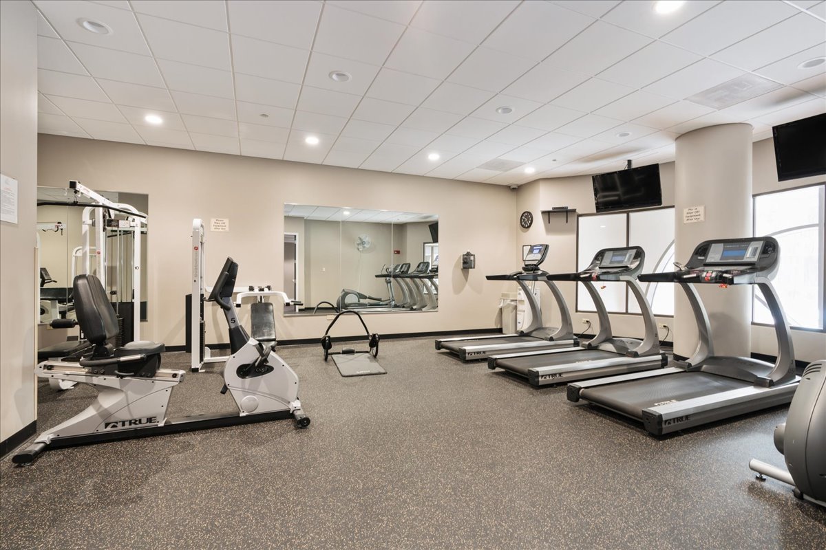 630 North State Street, Unit 1609 Chicago, IL 60654 - Photo 19 of 20