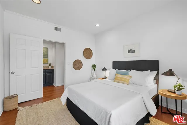$849,000 | 11286 Westminster Avenue, Unit 101, Los Angeles, CA 90066