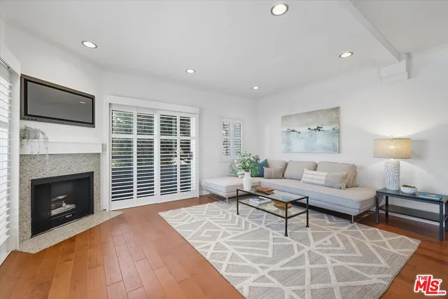 $849,000 | 11286 Westminster Avenue, Unit 101, Los Angeles, CA 90066
