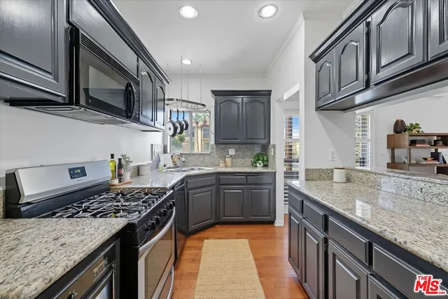 $849,000 | 11286 Westminster Avenue, Unit 101, Los Angeles, CA 90066