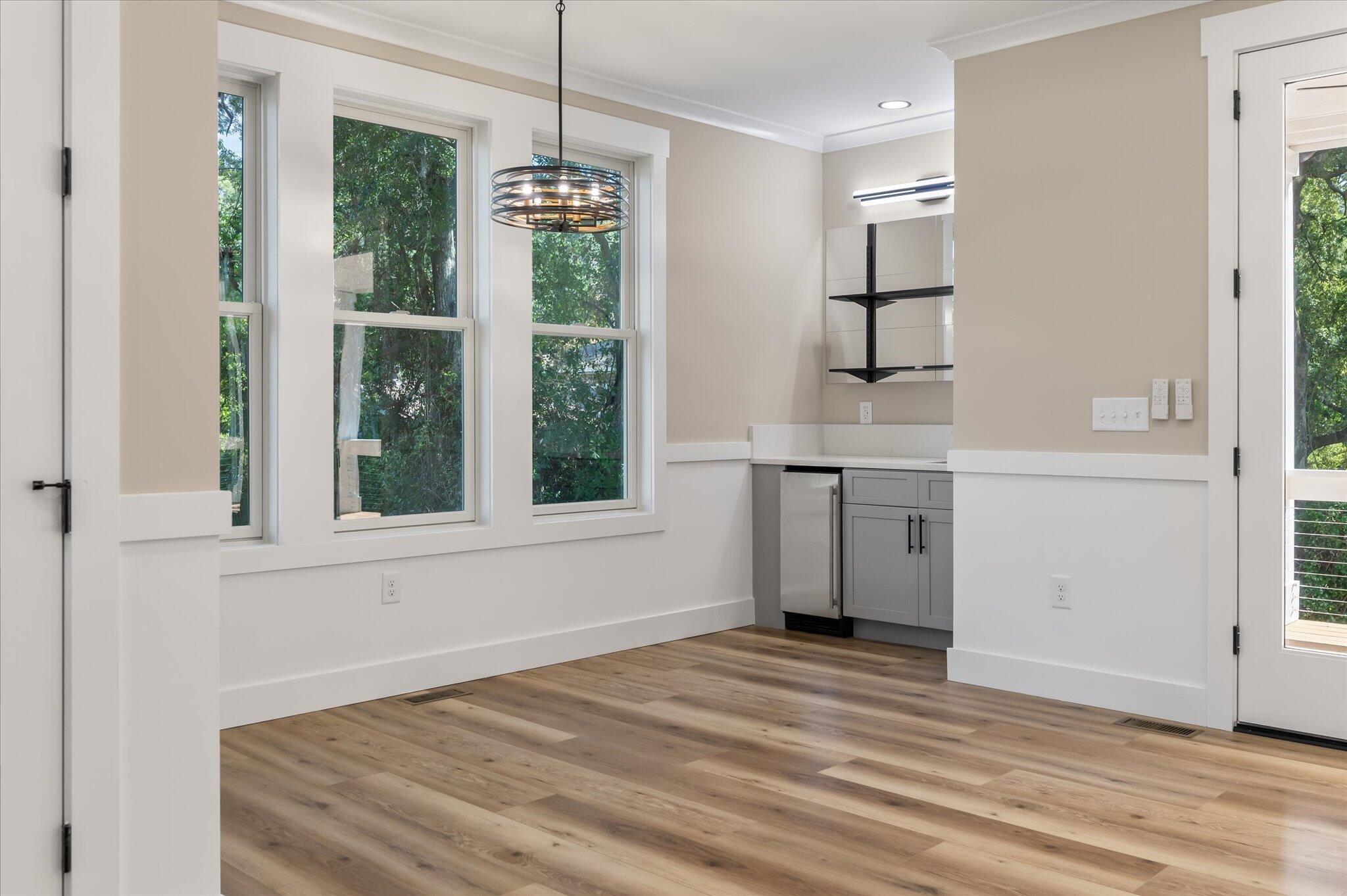 1216 Old Towne Road Charleston, SC 29407 - Photo 12 of 60 Dining / wet bar area