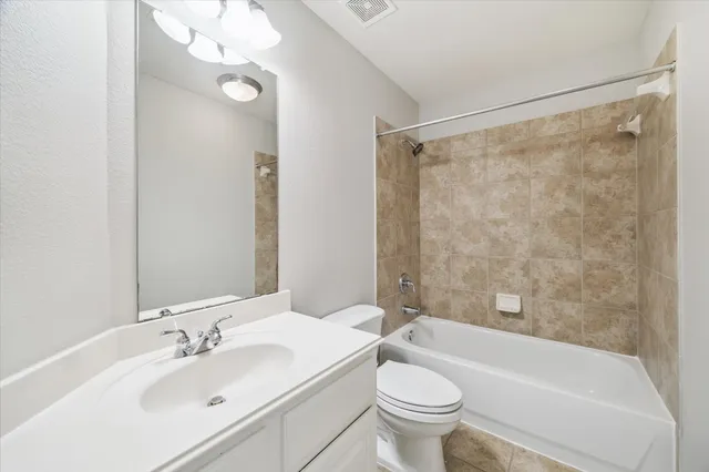 $650,000 | 1611 Hill Spring Drive, Sugar Land, TX 77479