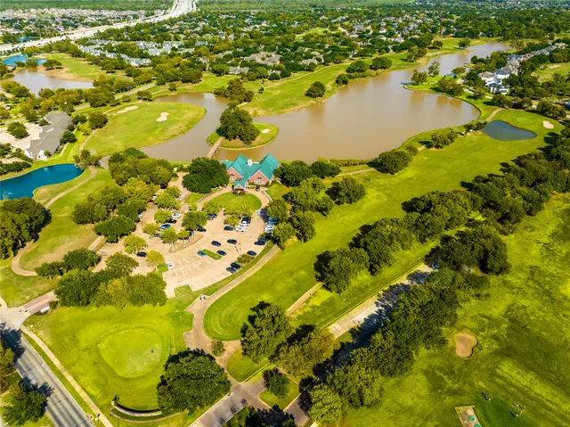 $650,000 | 1611 Hill Spring Drive, Sugar Land, TX 77479