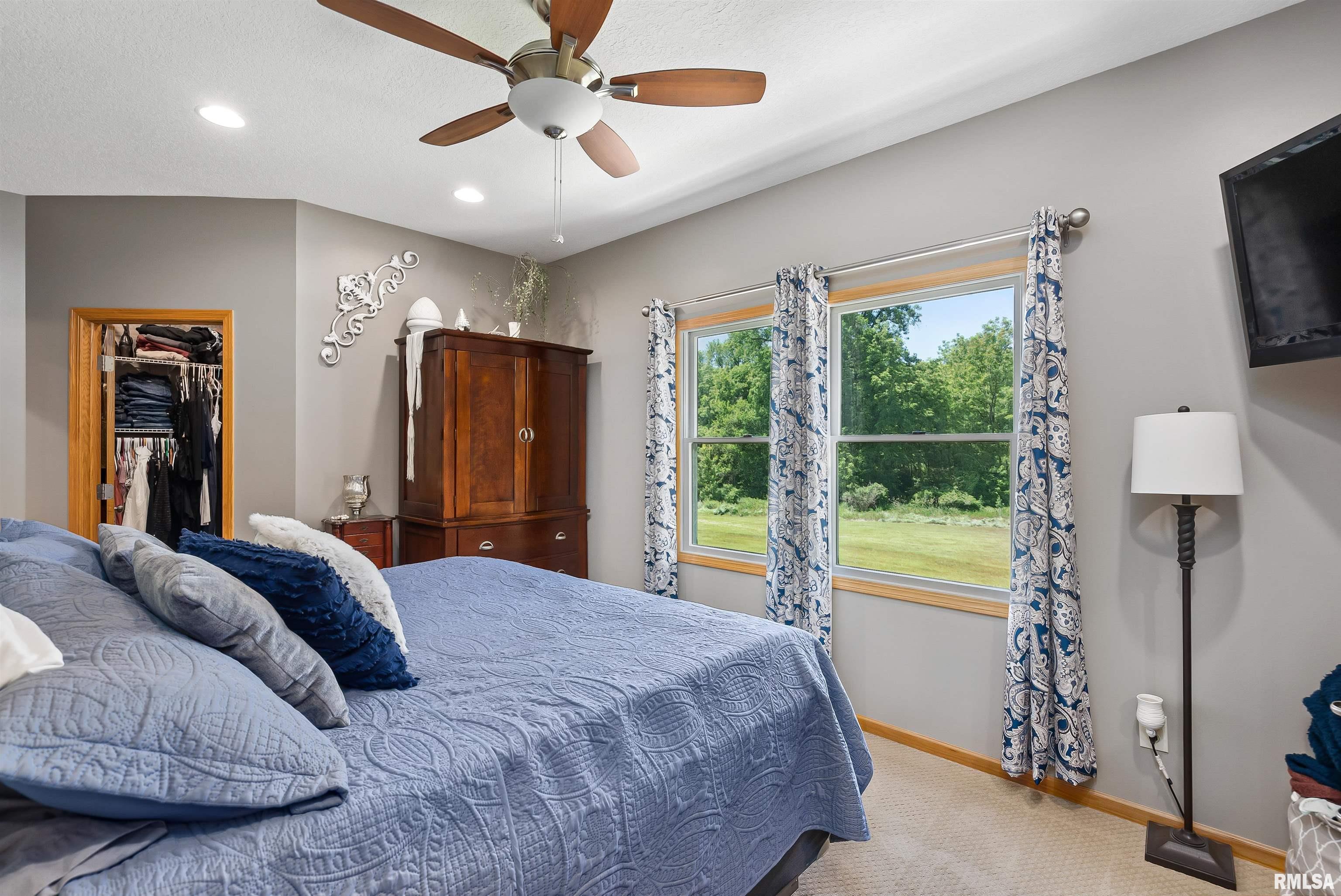 697 West Deer Creek Road Clinton, IA 52732 - Photo 11 of 50 Gallery Image 11