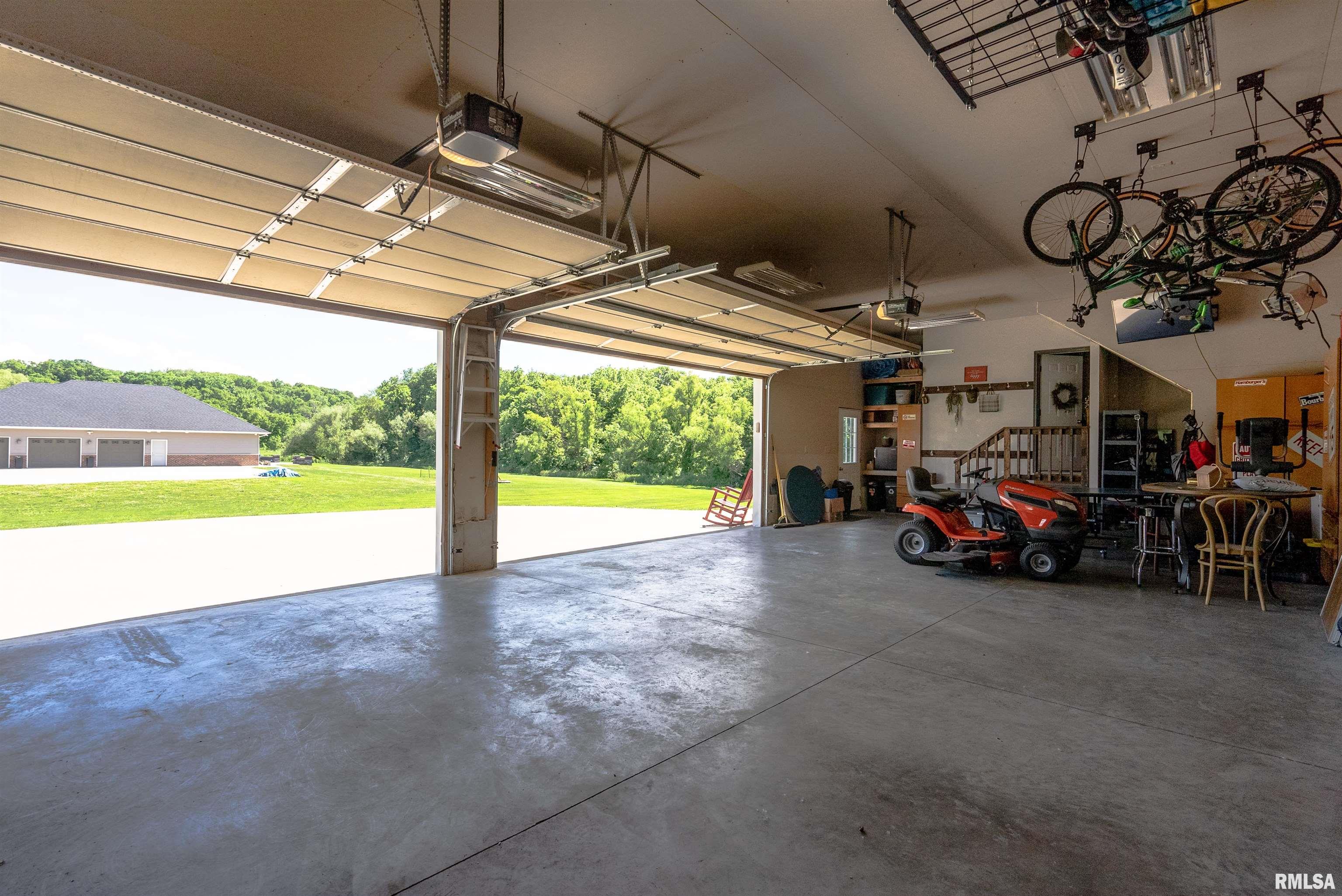 697 West Deer Creek Road Clinton, IA 52732 - Photo 35 of 50 Gallery Image 35