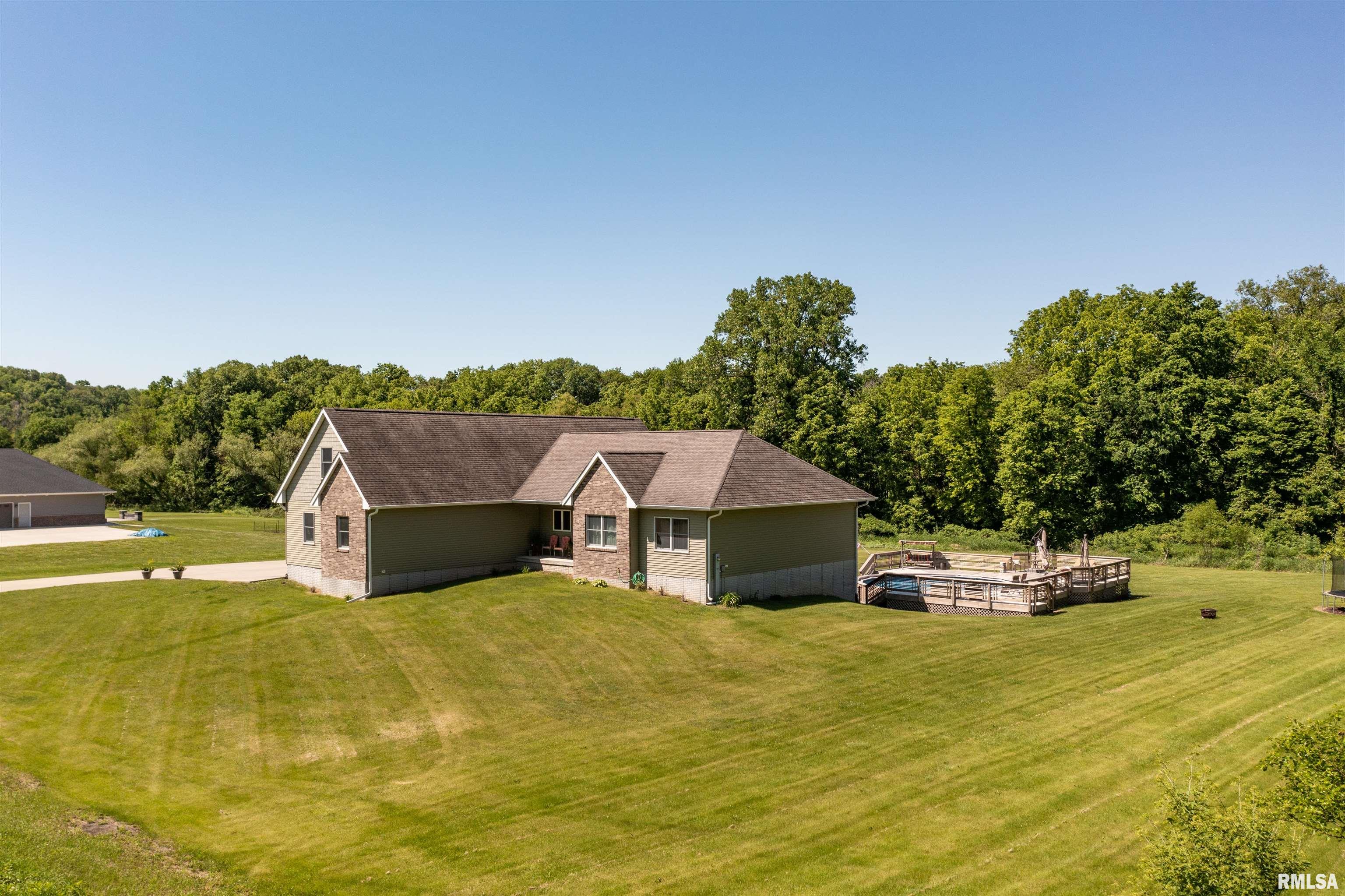 697 West Deer Creek Road Clinton, IA 52732 - Photo 44 of 50 Gallery Image 44