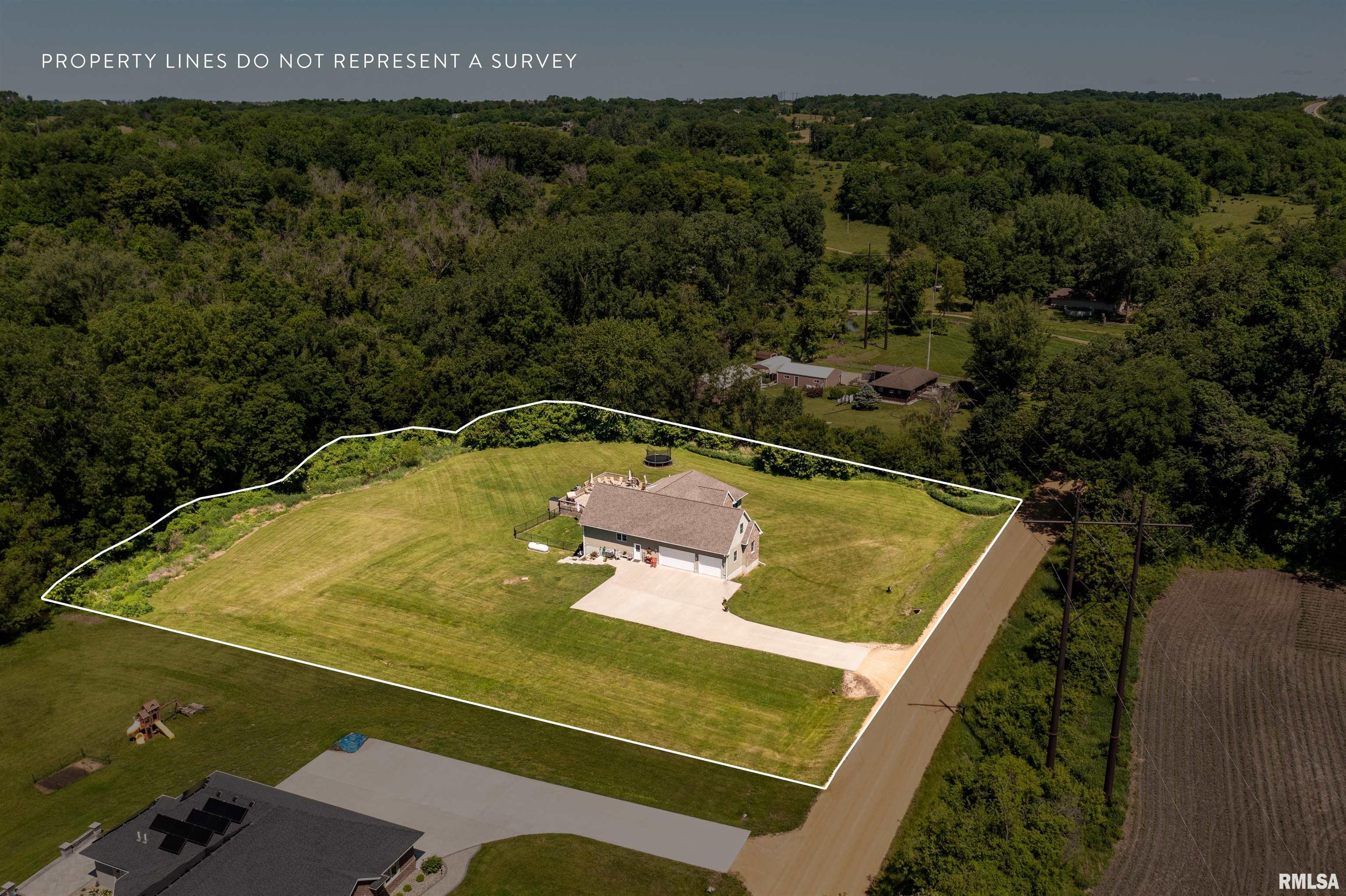 697 West Deer Creek Road Clinton, IA 52732 - Photo 45 of 50 Gallery Image 45
