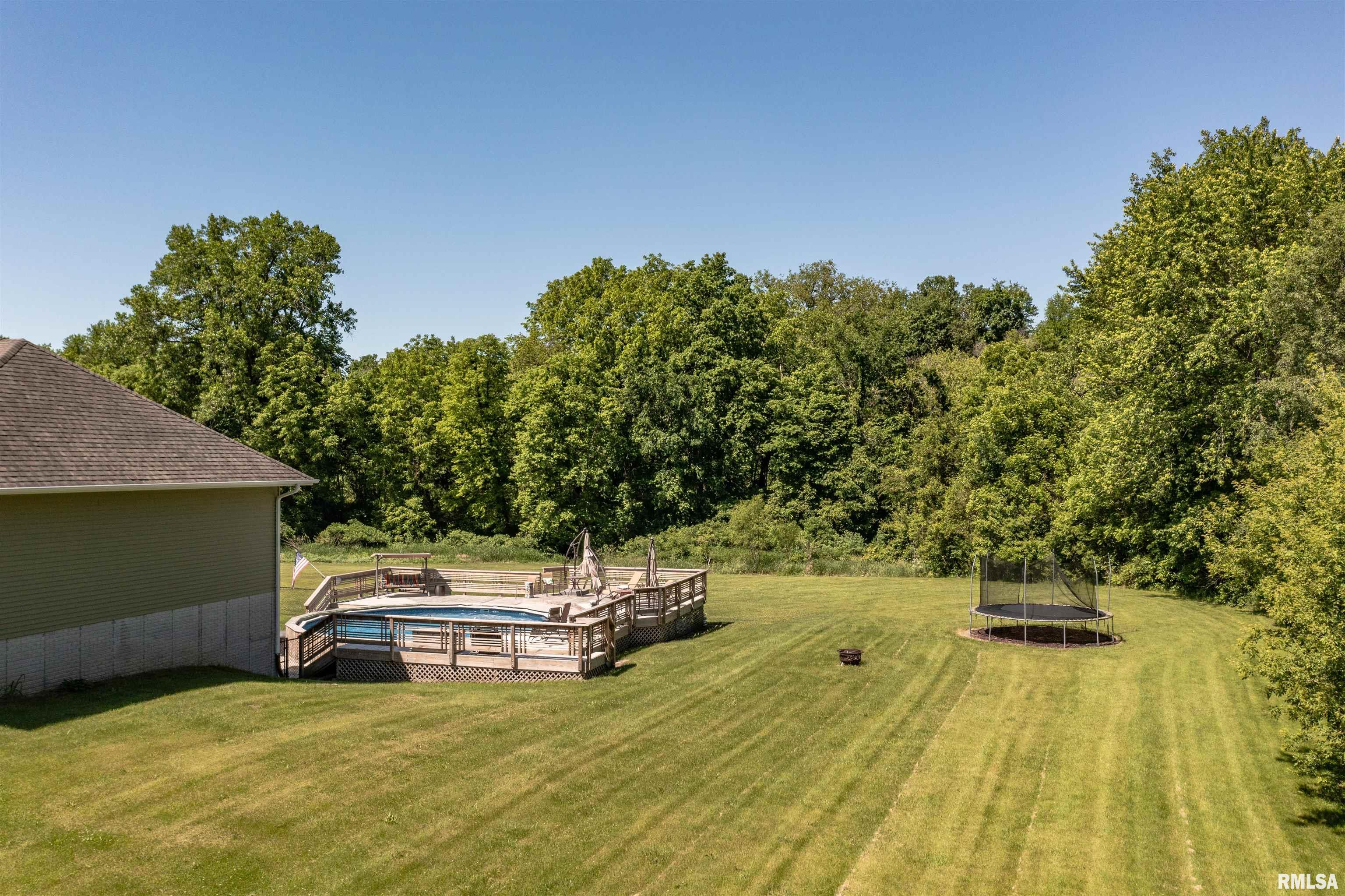 697 West Deer Creek Road Clinton, IA 52732 - Photo 49 of 50 Gallery Image 49