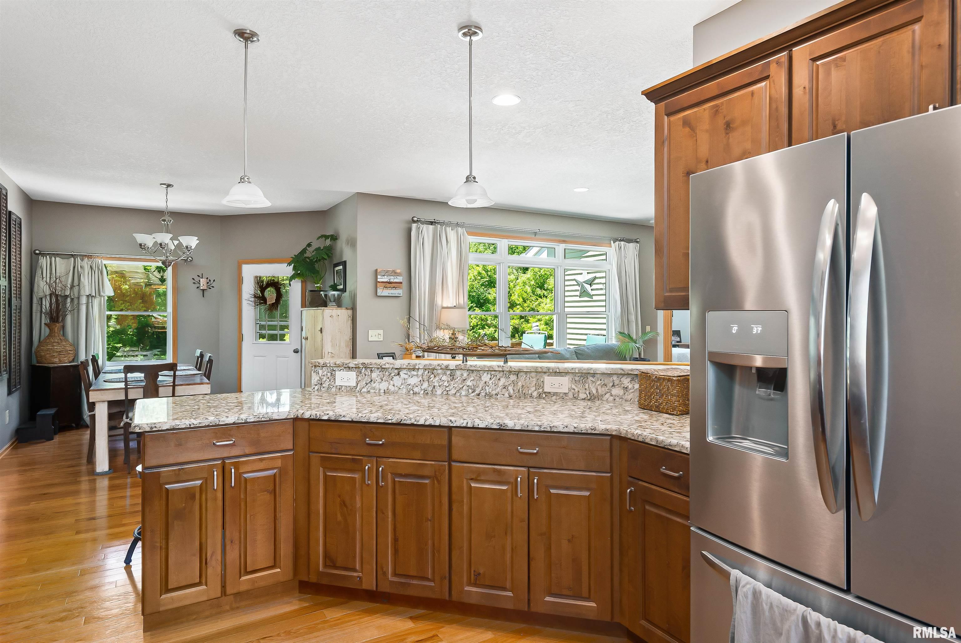 697 West Deer Creek Road Clinton, IA 52732 - Photo 6 of 50 Gallery Image 6