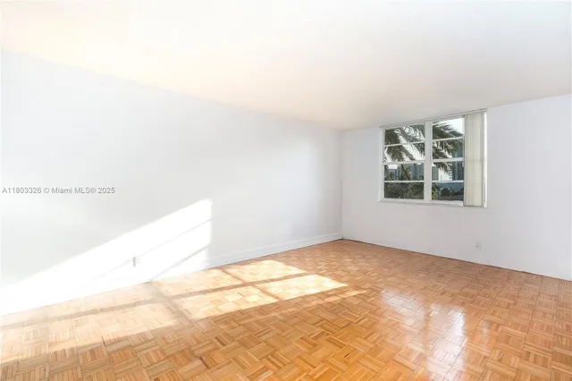 a view of empty room with window