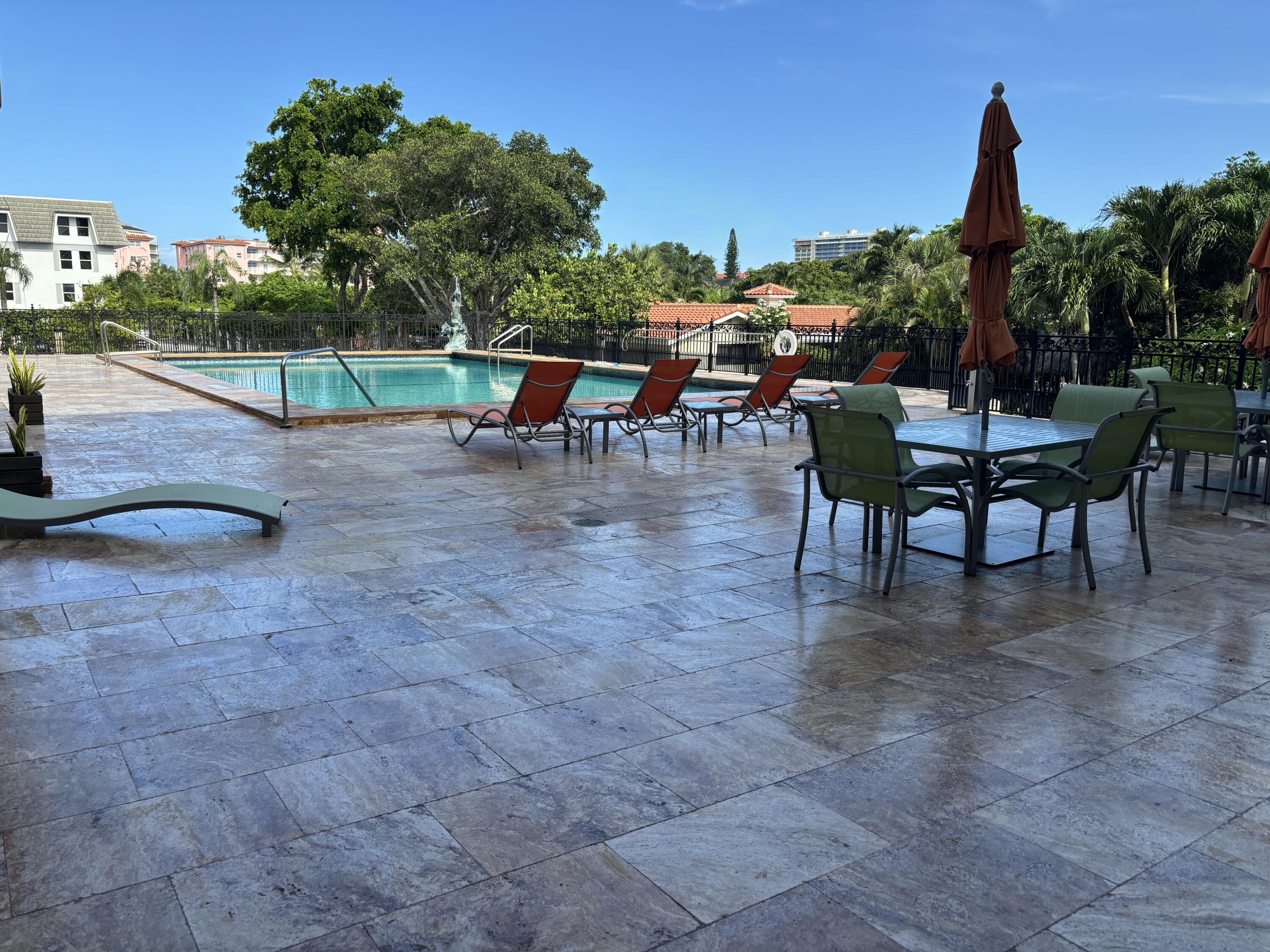 1000 Spanish River Road, Unit 3C Boca Raton, FL 33432 - Photo 21 of 21 POOL & SUNDECK
