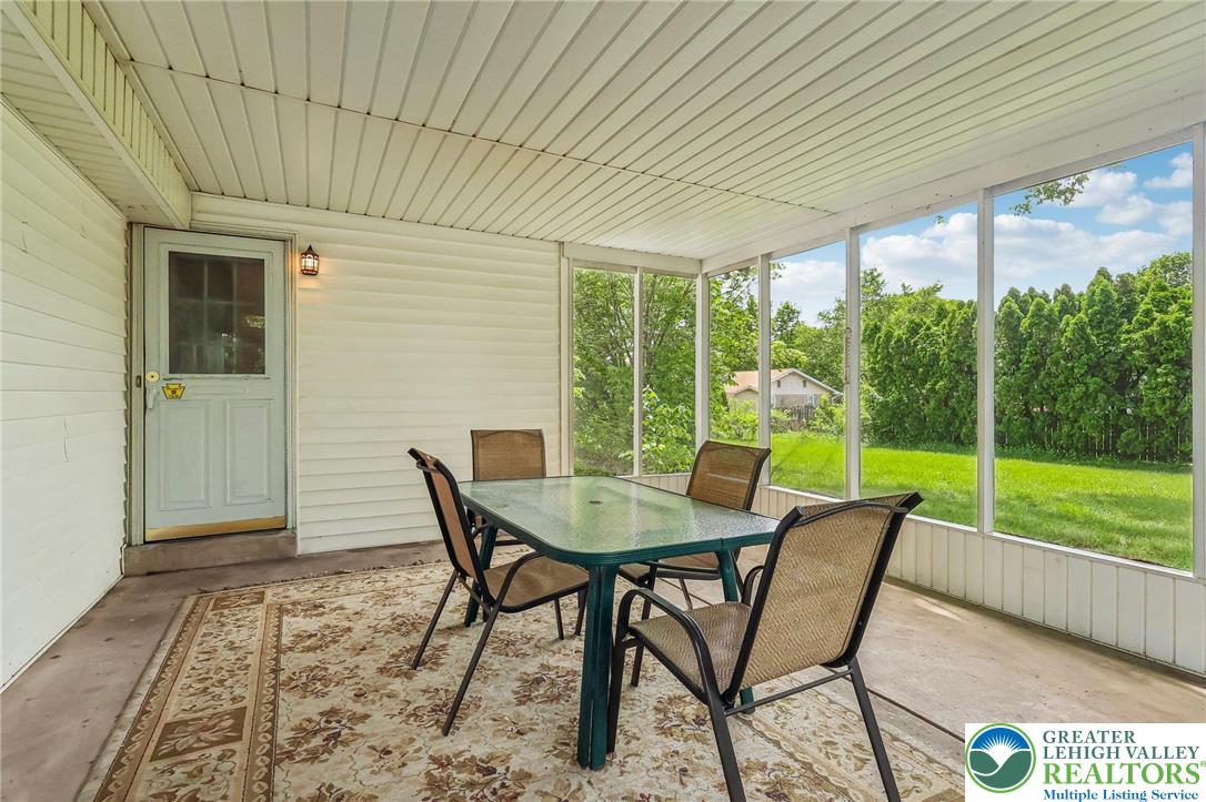 1450 Springhouse Road Allentown, PA 18104 - Photo 3 of 32 Gallery Image 3