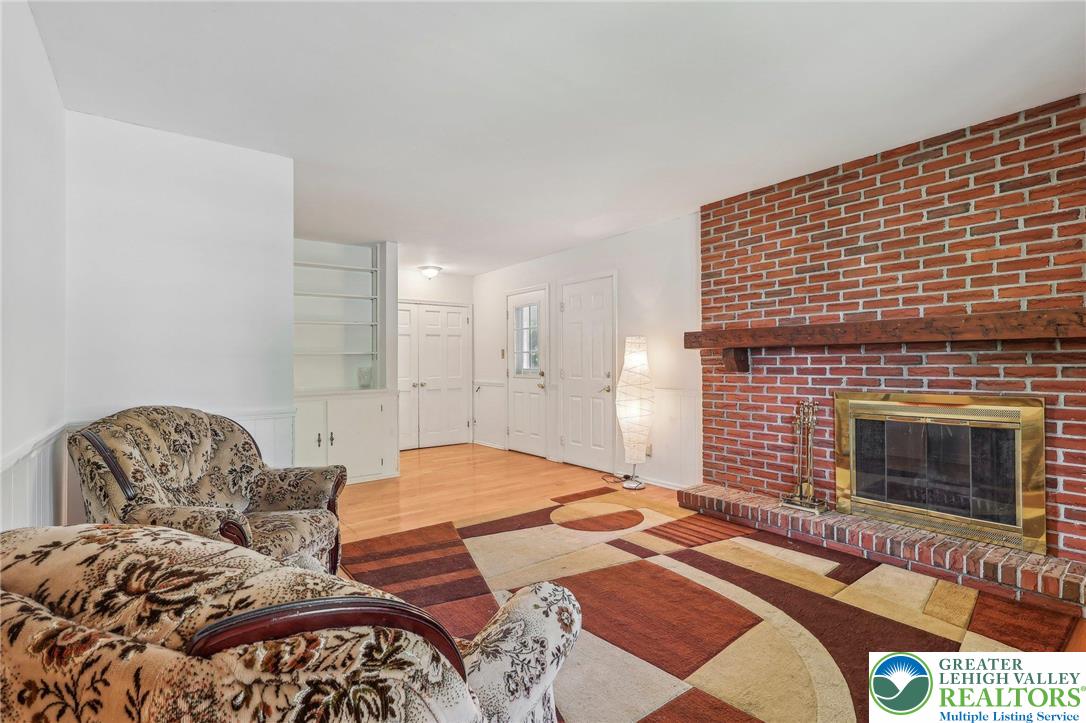 1450 Springhouse Road Allentown, PA 18104 - Photo 5 of 32 Gallery Image 5