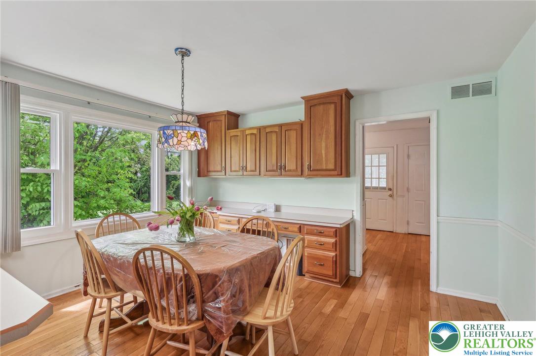 1450 Springhouse Road Allentown, PA 18104 - Photo 8 of 32 Gallery Image 8