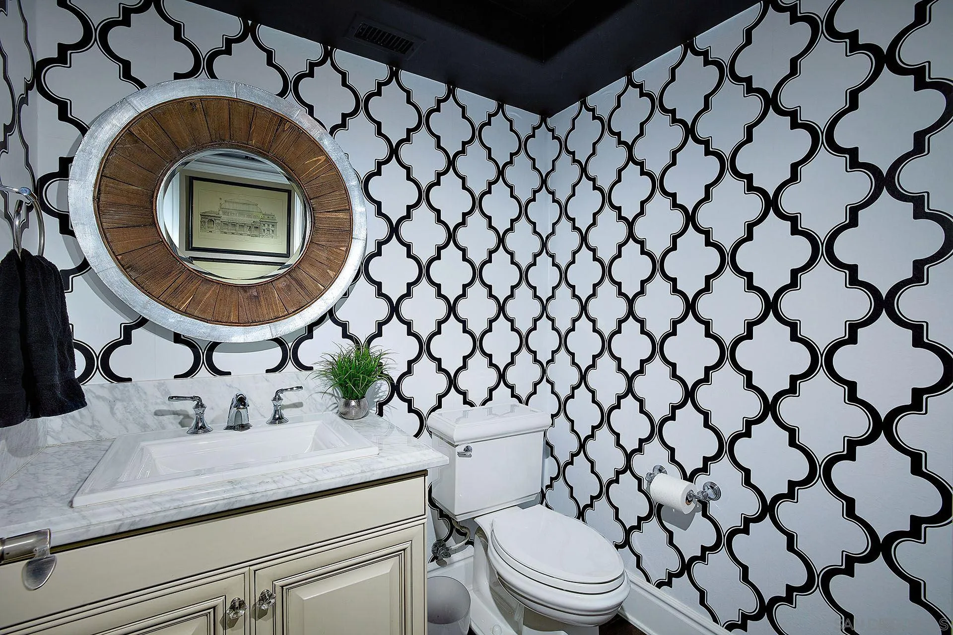 17778 Ralphs Ranch Road San Diego, CA 92127 - Photo 25 of 48 a bathroom with a sink mirror vanity and toilet