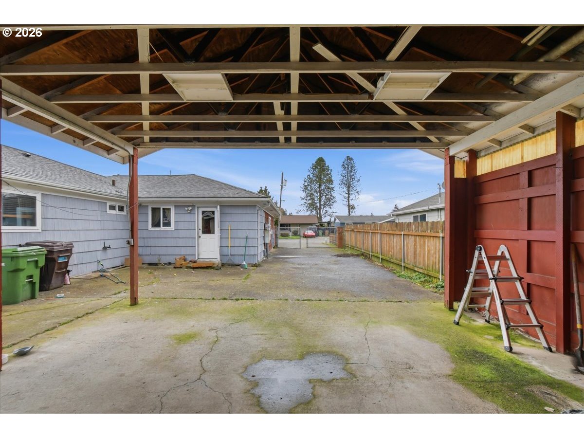 2249 36th Avenue Longview, WA 98632 - Photo 19 of 22