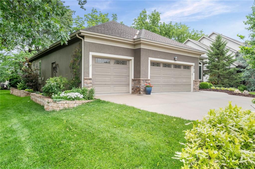 6816 Longview Road Shawnee, KS 66218 - Photo 2 of 58