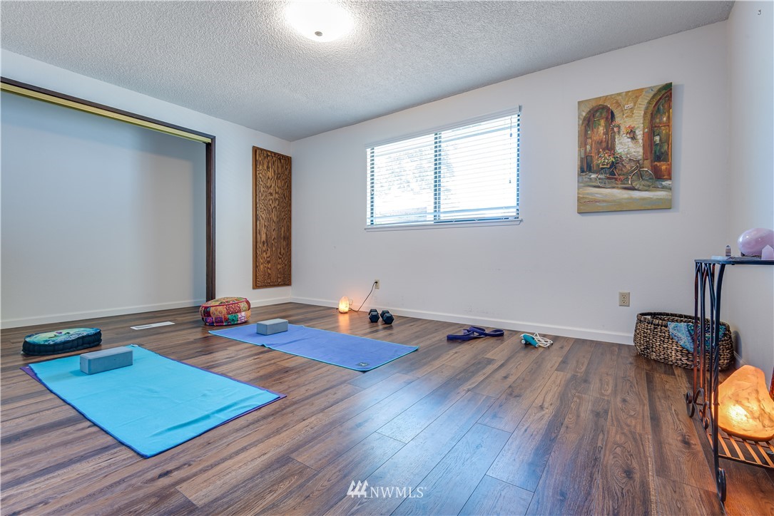 5420 Arrowhead Road Southwest Lakewood, WA 98499 - Photo 32 of 40 Gallery Image 32