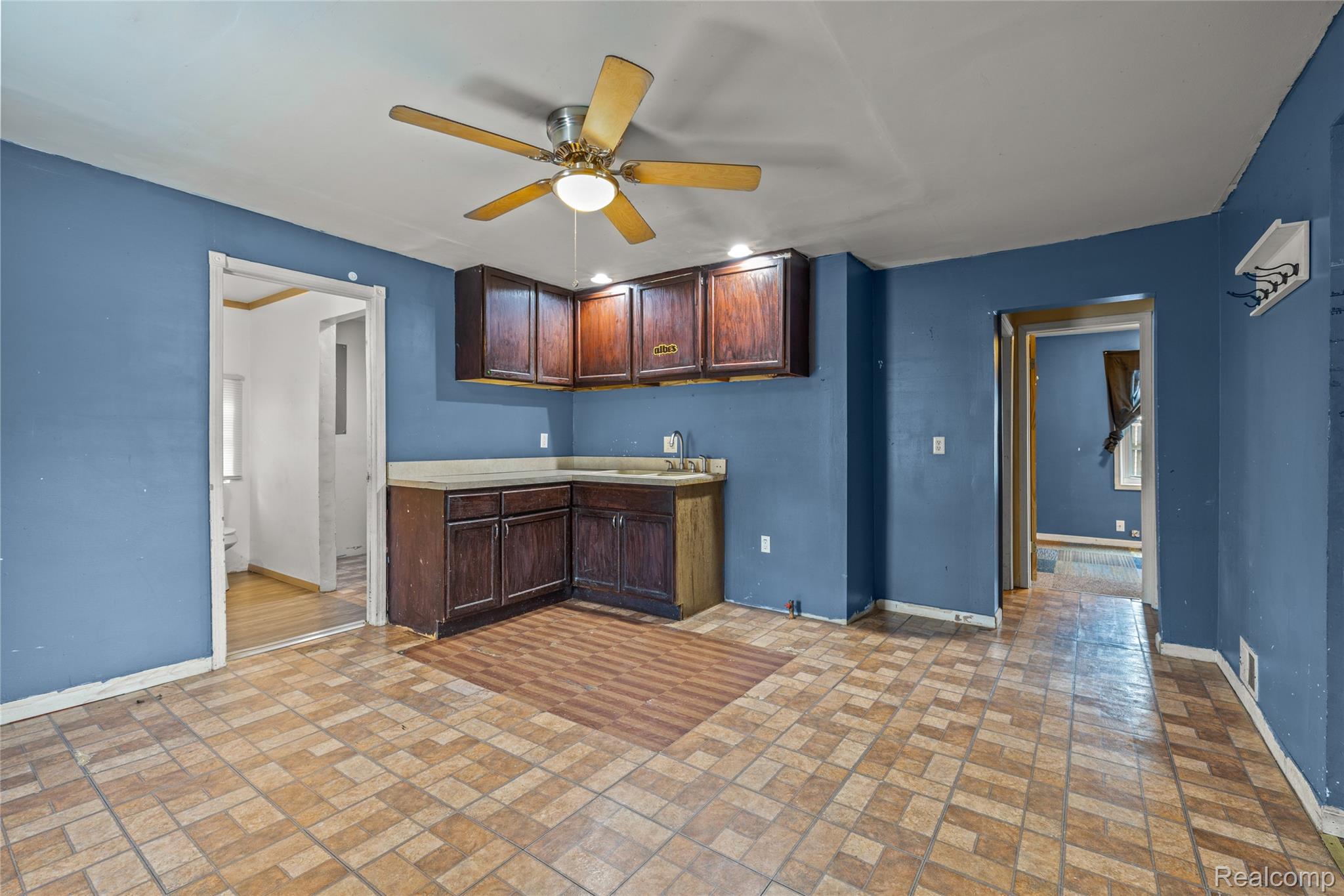 5996 Princess Street Taylor, MI 48180 - Photo 8 of 18 8.jpg